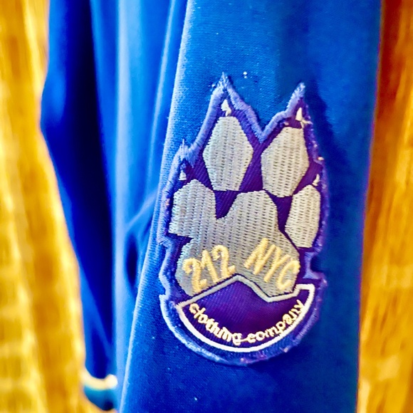 SUPER RARE NYC OUTFITTERS BLUE CLOUDS LIGHT WEIGHT JACKET - Picture 2 of 4